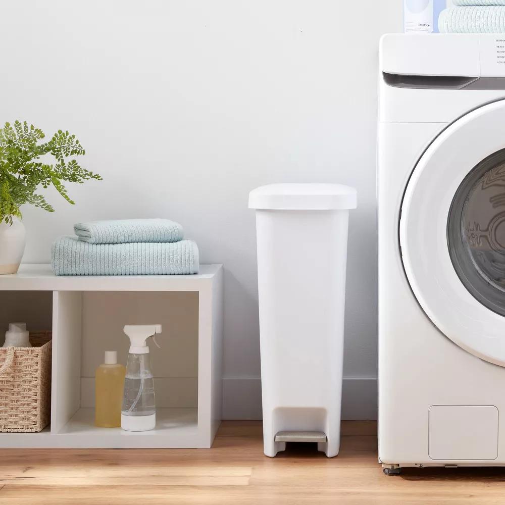 11gal Slim Step Trash Can - White Pedal-Operated Lid, Textured Indoor Kitchen Trashcan, 11 Gallon Capacity