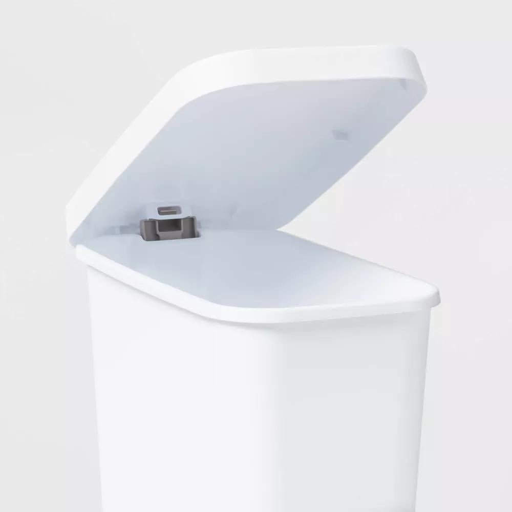 11gal Slim Step Trash Can - White Pedal-Operated Lid, Textured Indoor Kitchen Trashcan, 11 Gallon Capacity